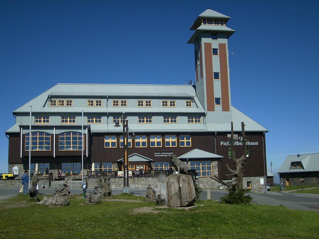 Fichtelberghaus - Standort einer ADAC Radservicestation